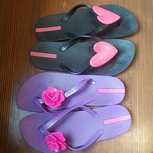 💲2 pairs ipanema neo SANDALS. SIZE 8